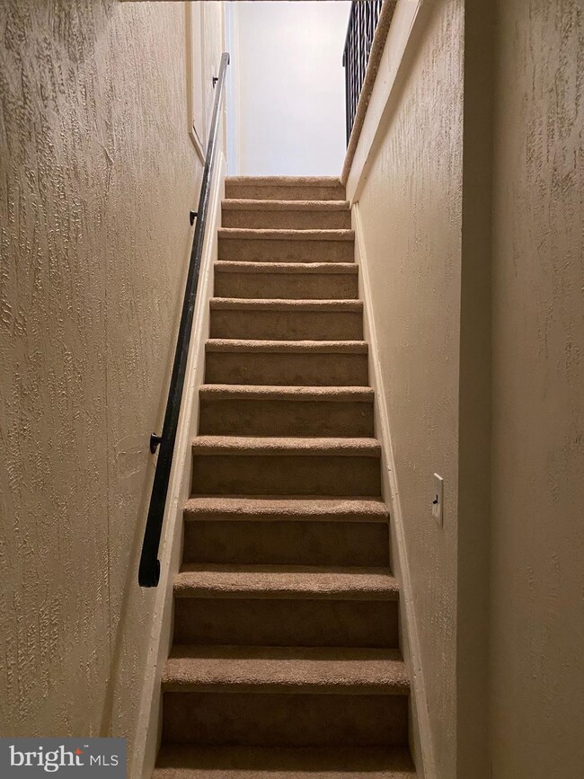 725 W Broad St unit 1, Quakertown, PA 18951 - photo 3