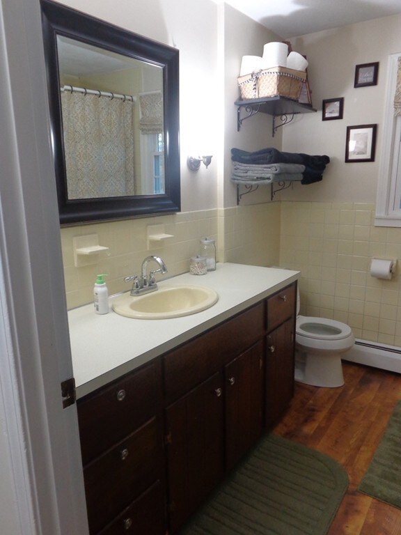 76 Meadow St, Indian Orchard, MA 01151 - photo 6