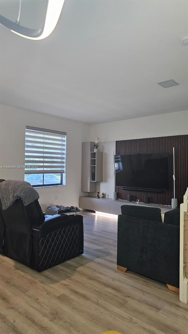 23357 SW 129th Path unit 1, Homestead, FL 33032 - photo 4