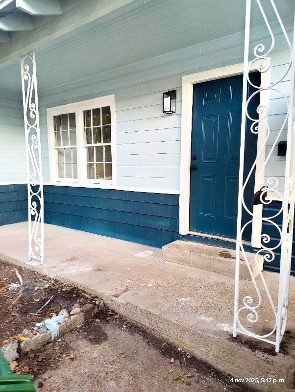 130 E Witcher Ln, Houston, TX 77076 - photo 2