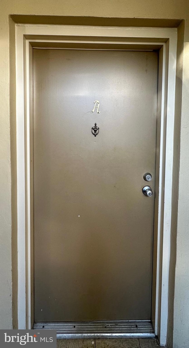 5758 Village Green Dr unit 5758A, Alexandria, VA 22309 - photo 4