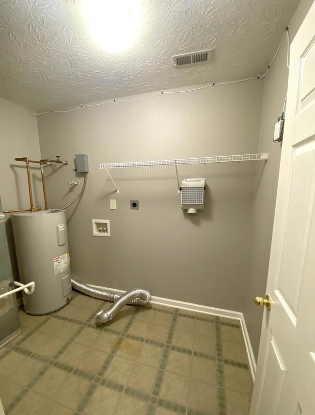 129 Hope Dr, Frankfort, KY 40601 - photo 6