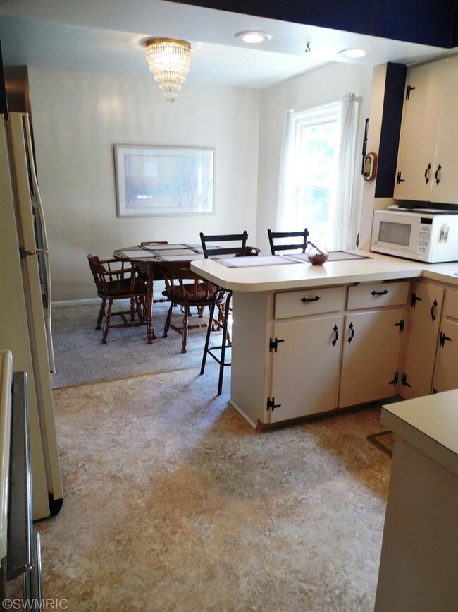 1450 7th St NW, Grand Rapids, MI 49504 - photo 5