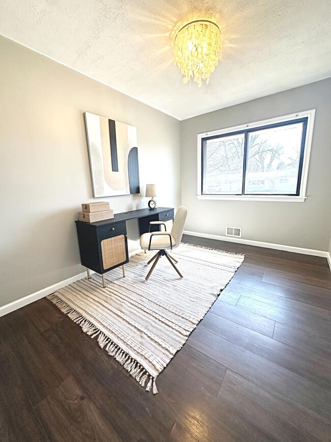 223 Hawes Ave, Saint Paul, MN 55126 - photo 7