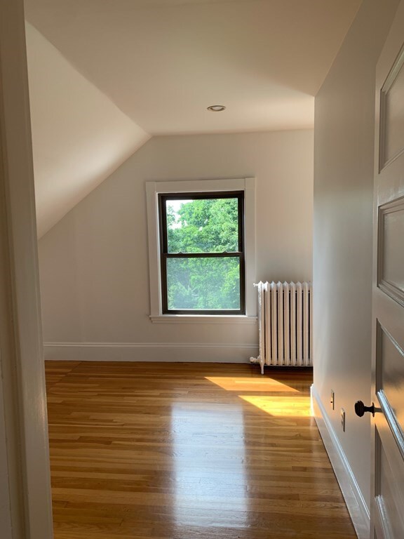 44 Walnut St unit 3, Somerville, MA 02143 - photo 6