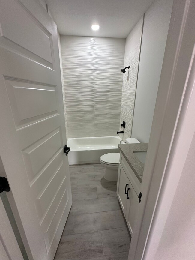 1409 S Xanthia St, Alton, TX 78573 - photo 7