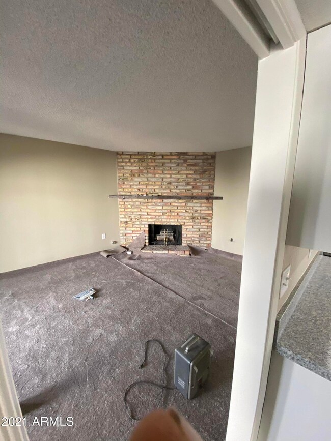 EEE91F60-8600-4659-8CD6-0C57F2487FB3