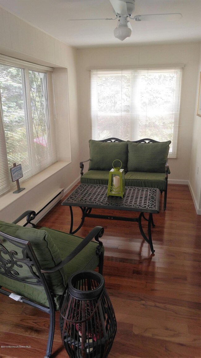 front sun room