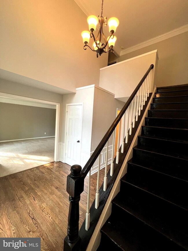 2828 Cleeve Hill Ct, Woodbridge, VA 22191 - photo 5