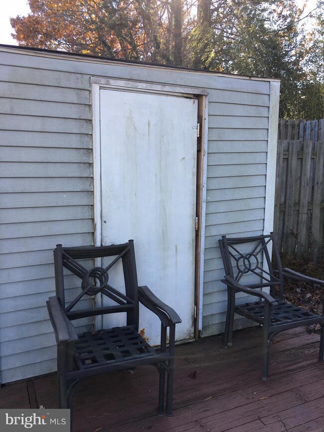 12 Stillwood Cir, Nottingham, MD 21236 - photo 4