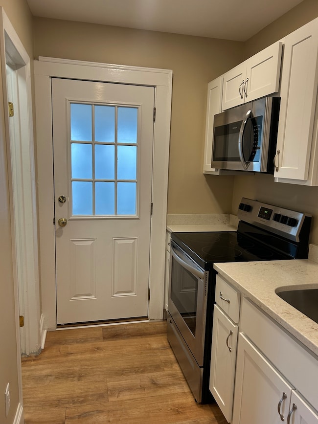 14 Denison Ave, Groton, CT 06340 - photo 6