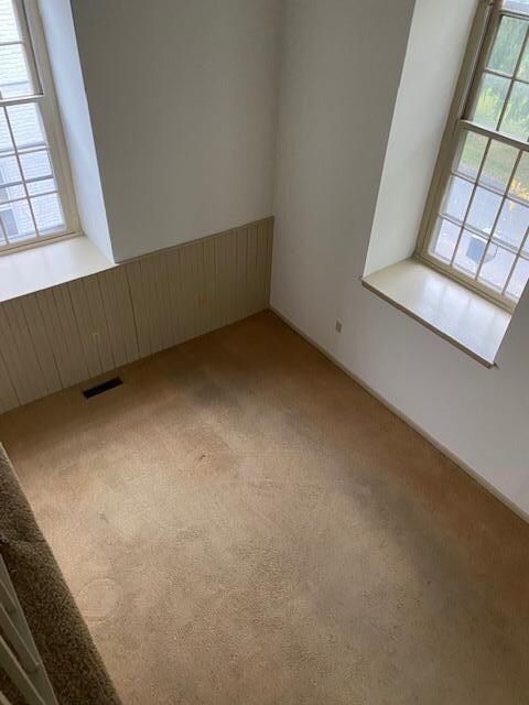 150 W Center St unit 2F, Nazareth, PA 18064 - photo 5