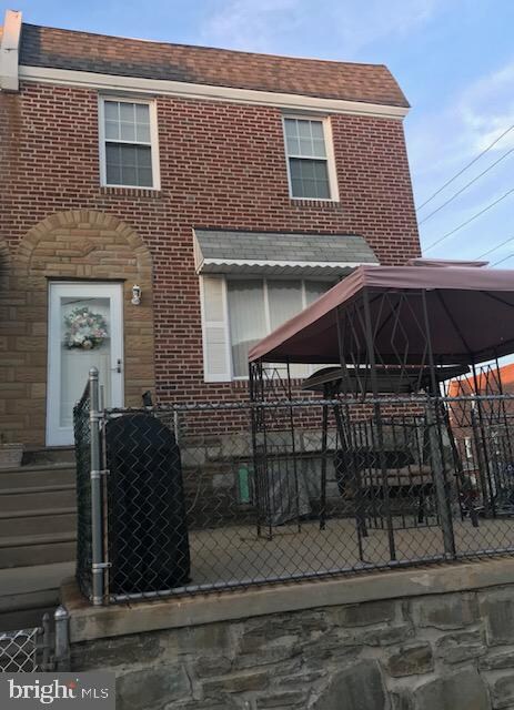 4245 Marple St, Philadelphia, PA 19136 - photo 2