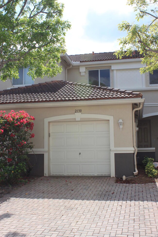 2130 Oakmont Dr, Riviera Beach, FL 33404 - photo 7