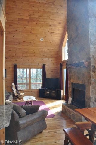 1115 Pepper Bush Rd, Purlear, NC 28665 - photo 3