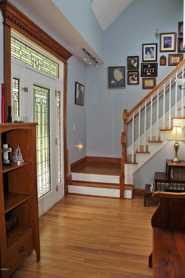 2-Entry Foyer
