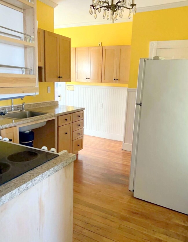 Unit 1, kitchen