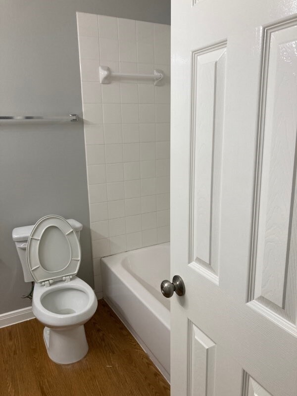 1316 W Dumble St, Alvin, TX 77511 - photo 7