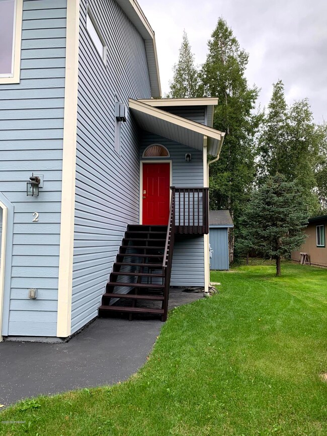 8214 Mentra St unit 2, Anchorage, AK 99518 - photo 2