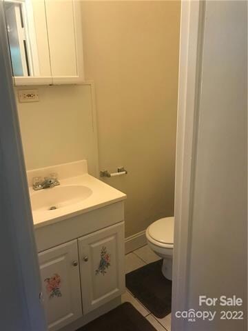 230 Harrill St, Statesville, NC 28677 - photo 4