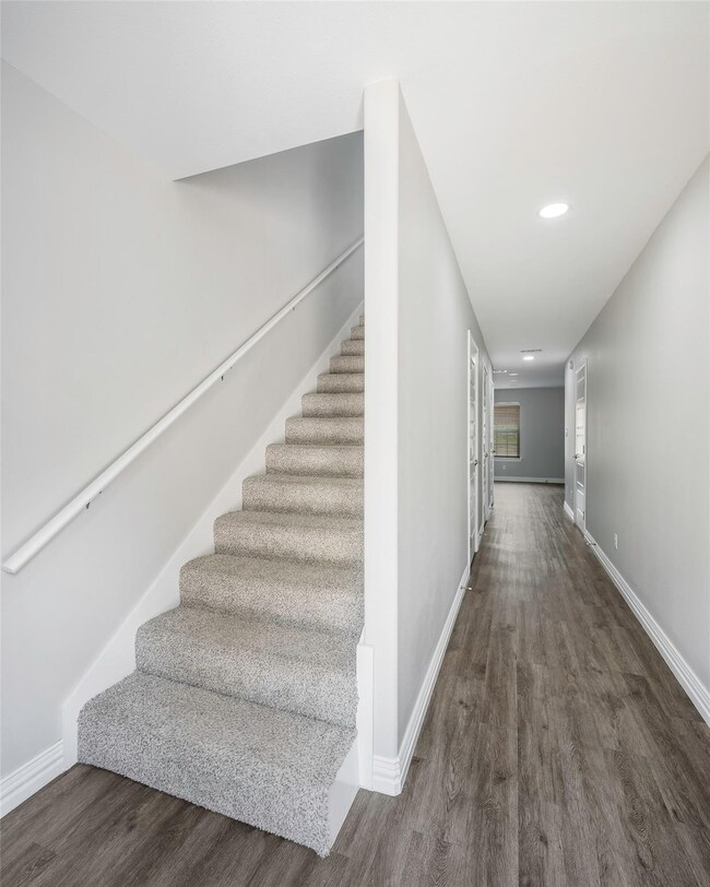 907 W Collins St, Denison, TX 75020 - photo 7