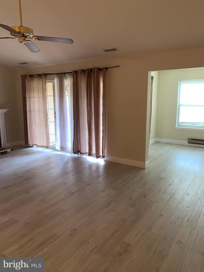 19 Rainflower Path unit 304, Sparks Glencoe, MD 21152 - photo 6