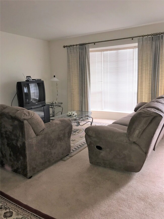 Features a formal living & dining area!