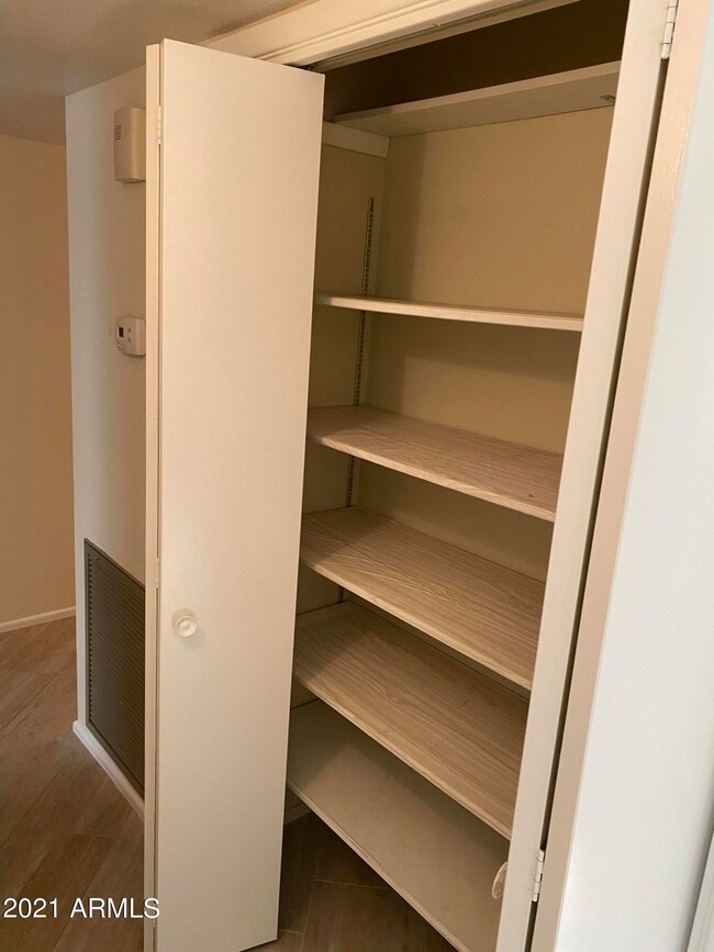 819 S Reseda, Mesa, AZ 85206 - photo 6