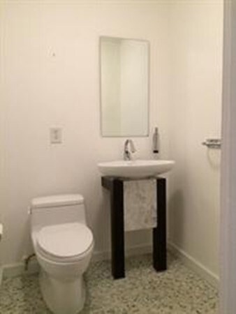 37 Park Vale Ave unit 4, Allston, MA 02134 - photo 4