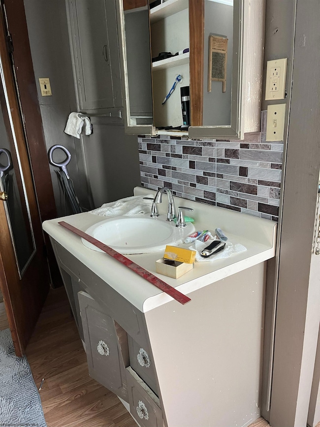 12 Pigott St, Shinnston, WV 26431 - photo 7