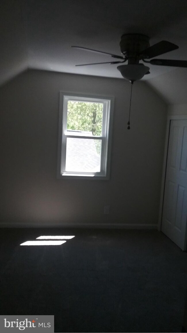 210 Sycamore Rd, Curtis Bay, MD 21226 - photo 7