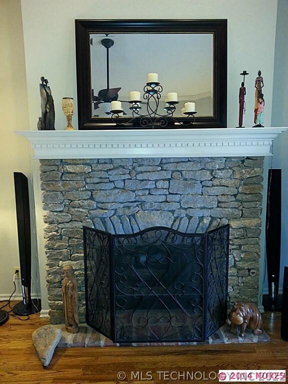 Dry-Stacked Stone & Gas Log Fireplace with Beautif