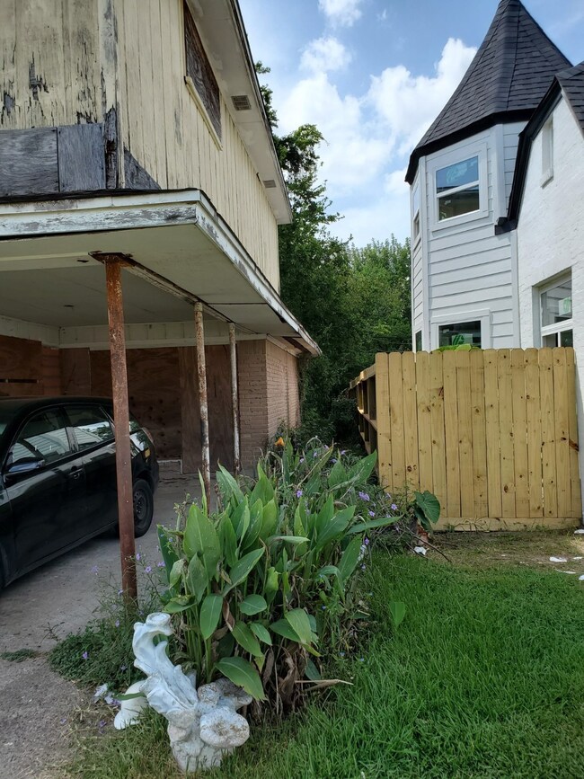 3350 Oakdale St, Houston, TX 77004 - photo 6