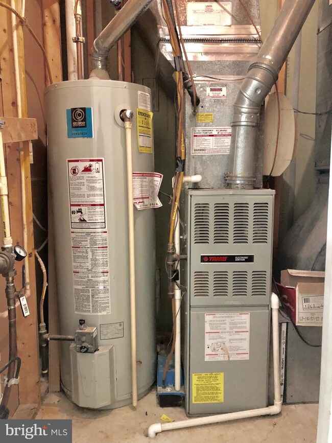 13271 Coppermill Dr, Herndon, VA 20171 - photo 7