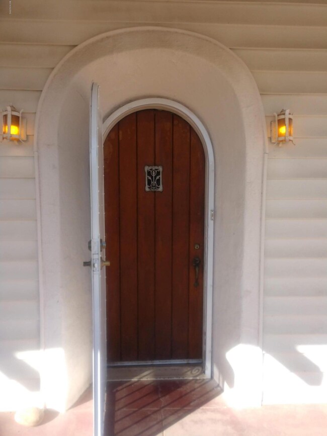 1119 E Silver St, Tucson, AZ 85719 - photo 2