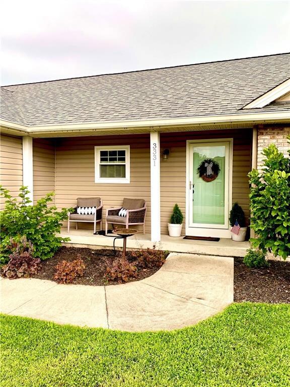 3331 Briar Ridge Way, Columbus, IN 47203 - photo 2