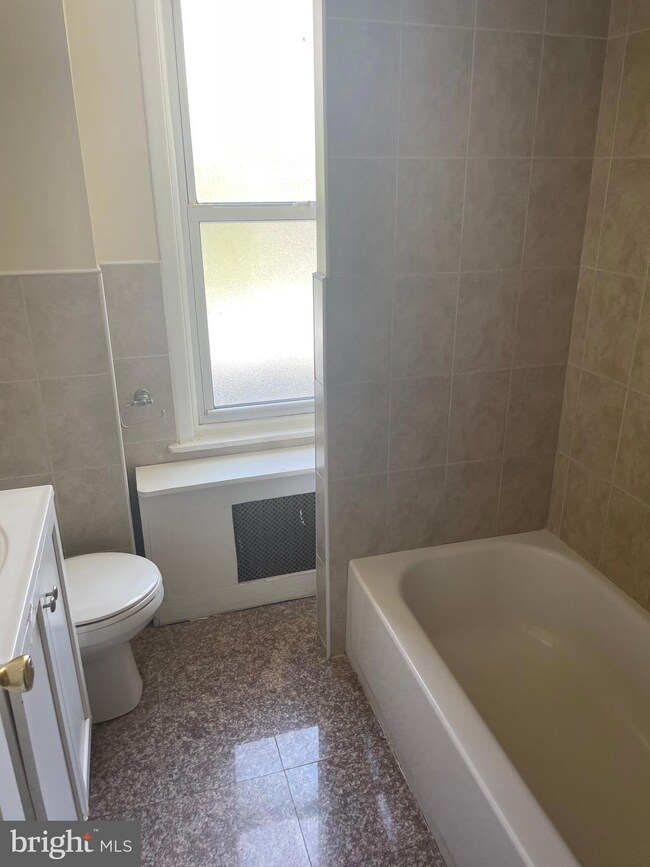 210 E Elm St, Conshohocken, PA 19428 - photo 7