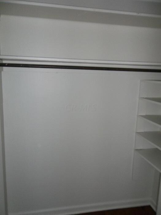 441 E Royal Forest Blvd, Columbus, OH 43214 - photo 6