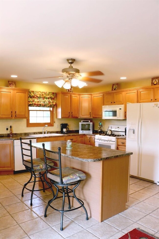 388 Sara Ln, La Porte, IN 46350 - photo 6