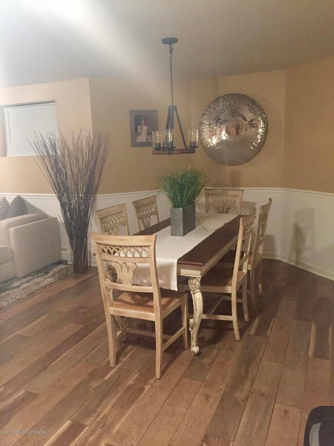 11 Stalie Ct, Staten Island, NY 10309 - photo 4