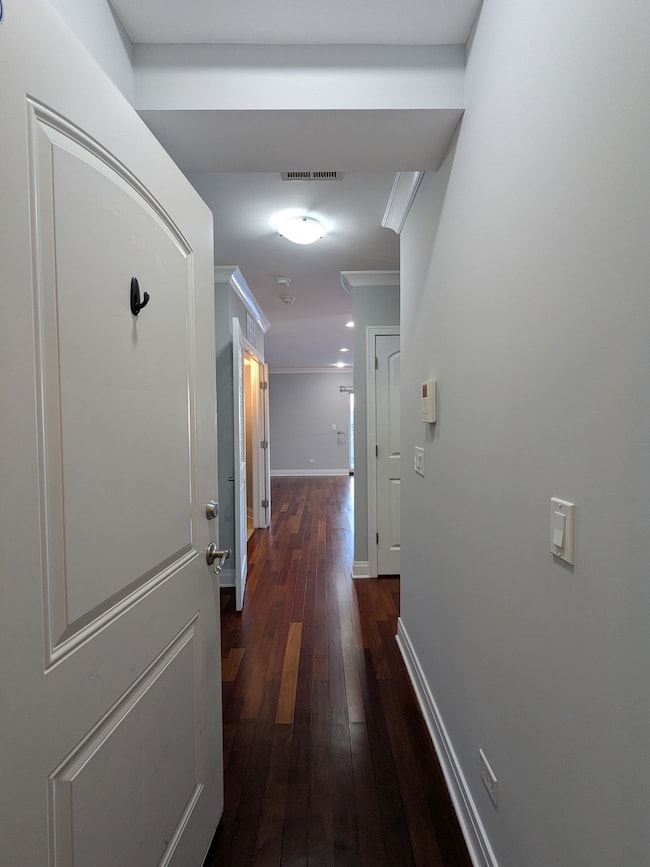 2224 W Touhy Ave unit 2, Chicago, IL 60645 - photo 3