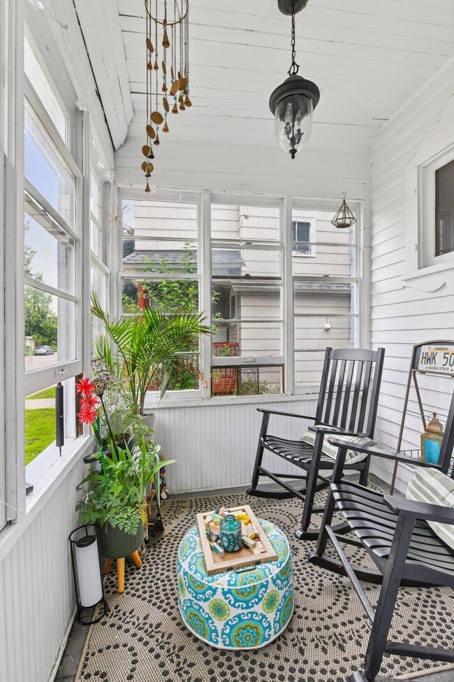 916 W 26th St, Minneapolis, MN 55405 - photo 3