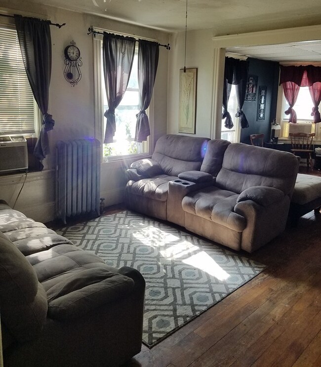 54 Lyman St, Worcester, MA 01603 - photo 4