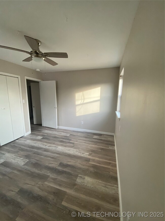 412 E F St, Jenks, OK 74037 - photo 5