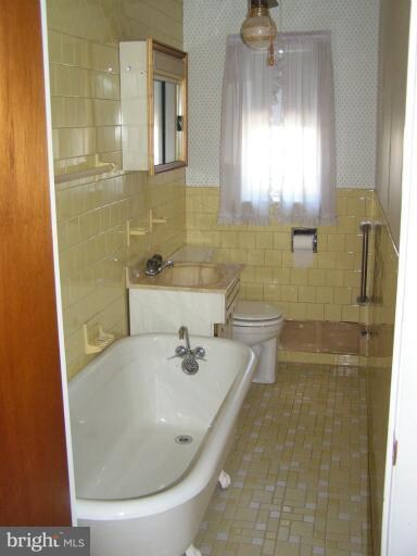 3918 Claremont St, Baltimore, MD 21224 - photo 4