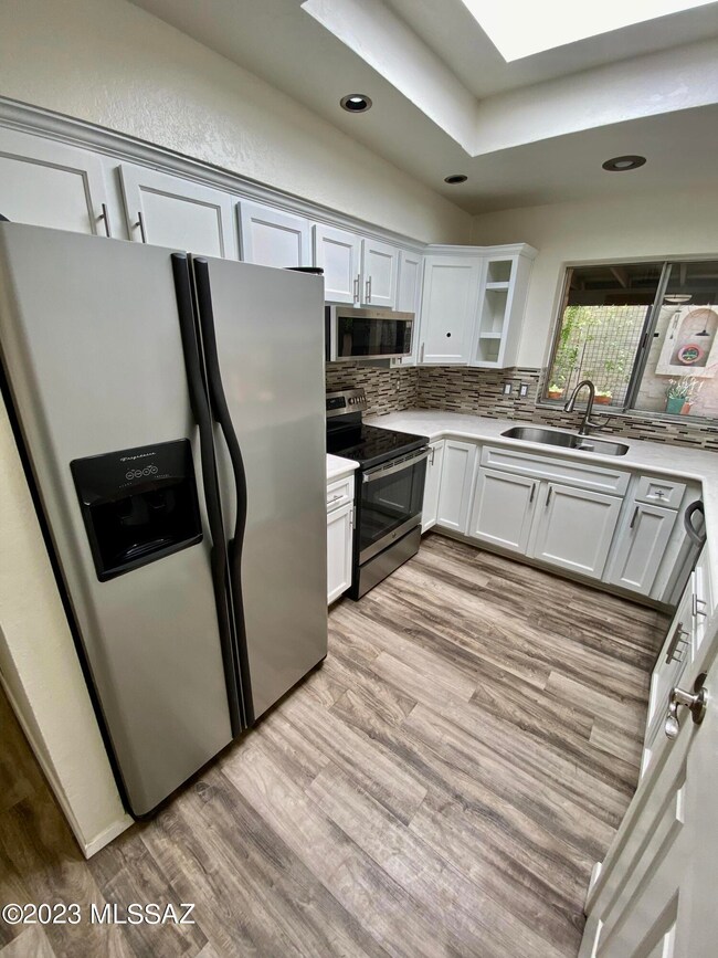 810 N Camino Santiago unit 3, Tucson, AZ 85745 - photo 7