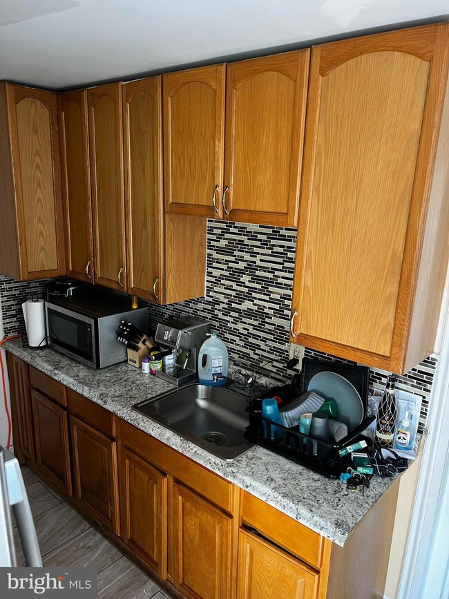 414 S 10th St, Reading, PA 19602 - photo 7