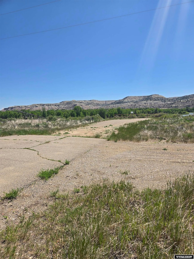 219 E 3rd Ave, La Barge, WY 83123 - photo 3