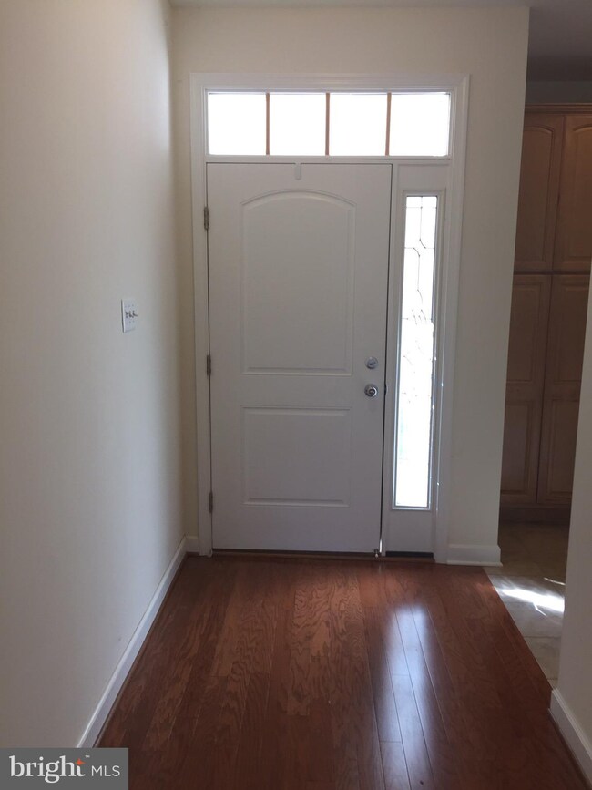 1298 Sareno Dr unit 1, Eldersburg, MD 21784 - photo 6