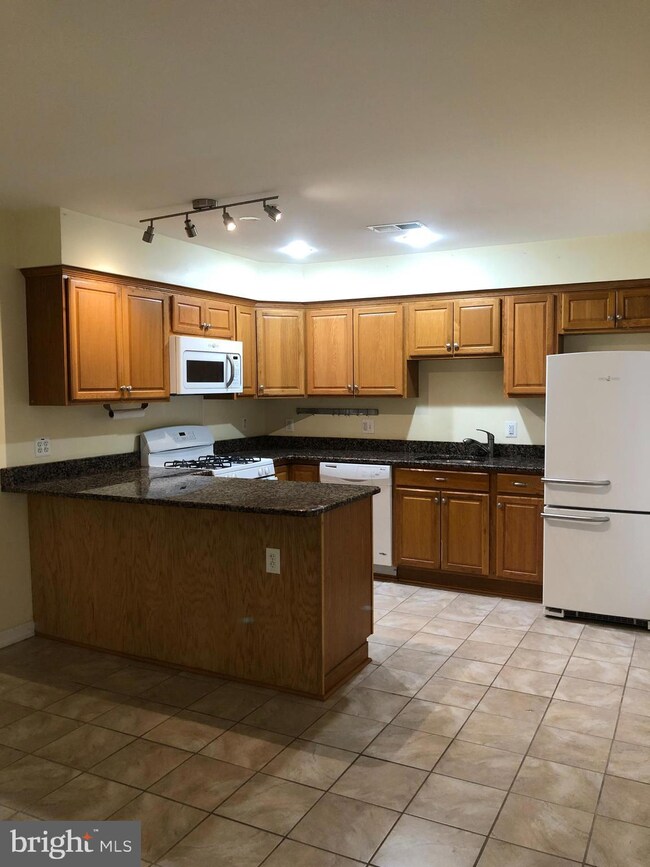 1727 Eastern Ave unit A, Baltimore, MD 21231 - photo 2